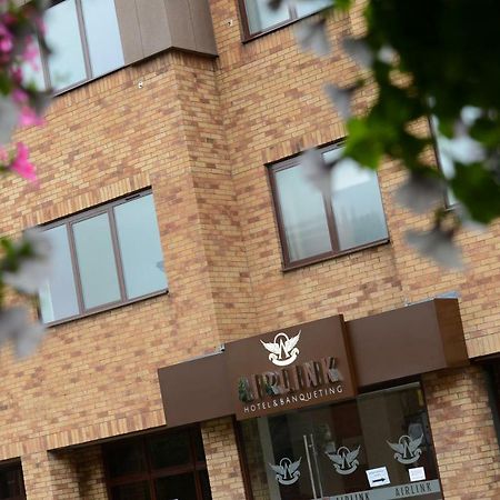 Airlink Hotel Hayes  Εξωτερικό φωτογραφία