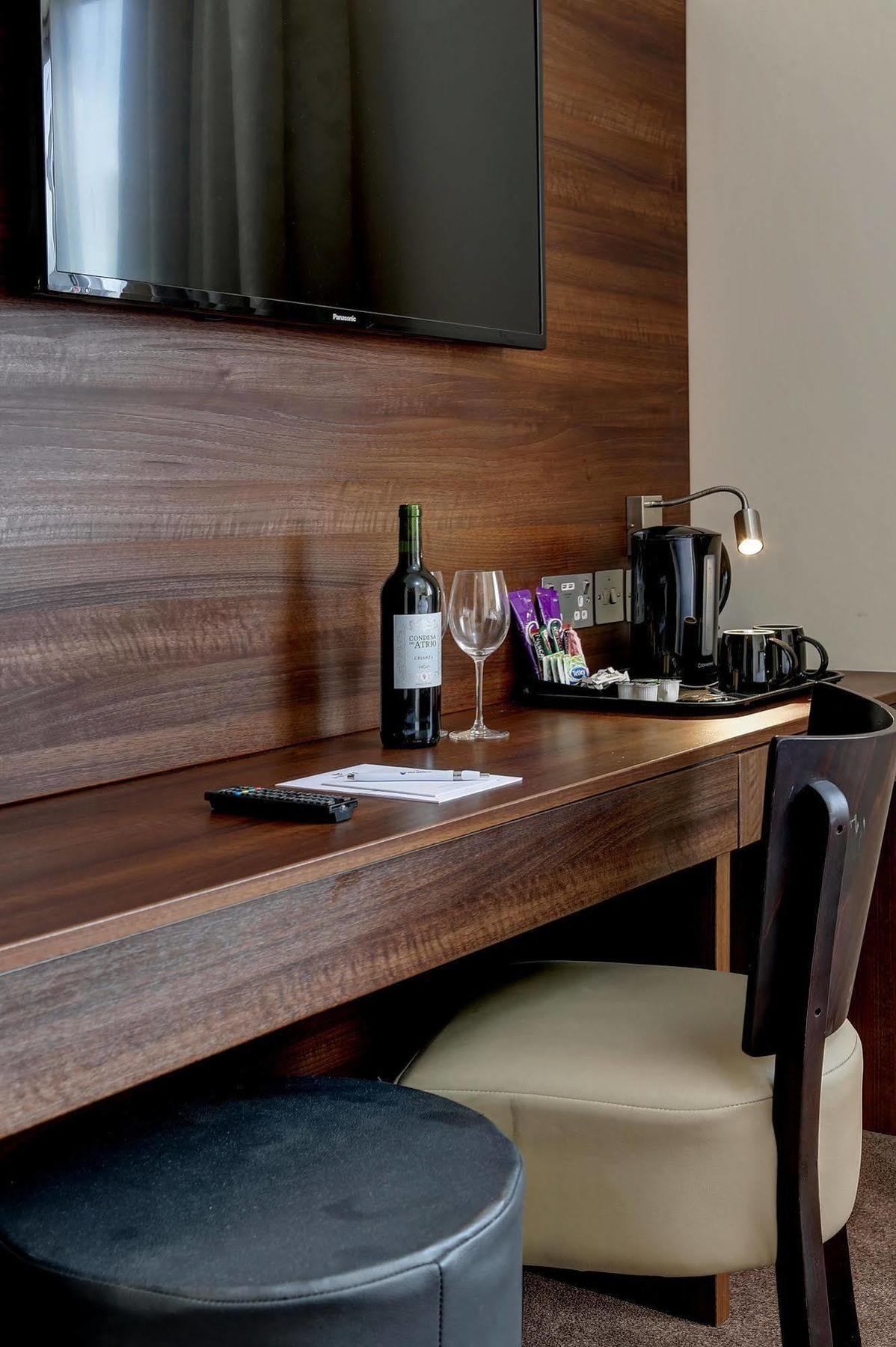 Airlink Hotel Hayes  Εξωτερικό φωτογραφία
