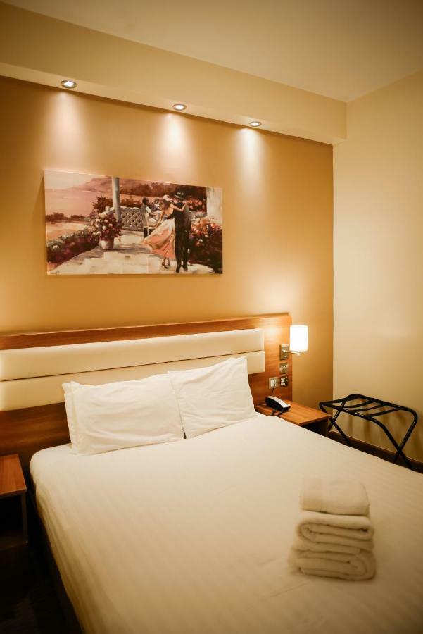 Airlink Hotel Hayes  Εξωτερικό φωτογραφία