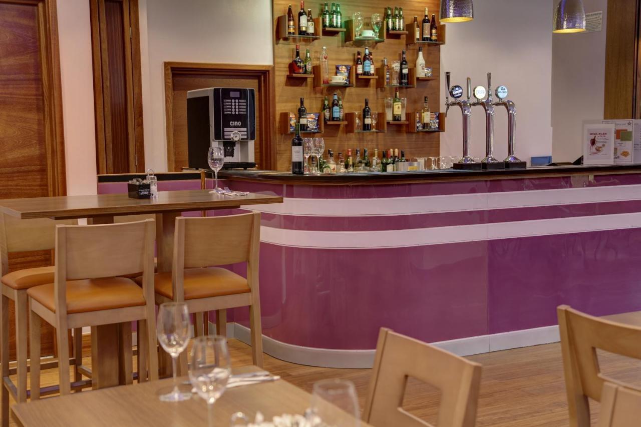Airlink Hotel Hayes  Εξωτερικό φωτογραφία