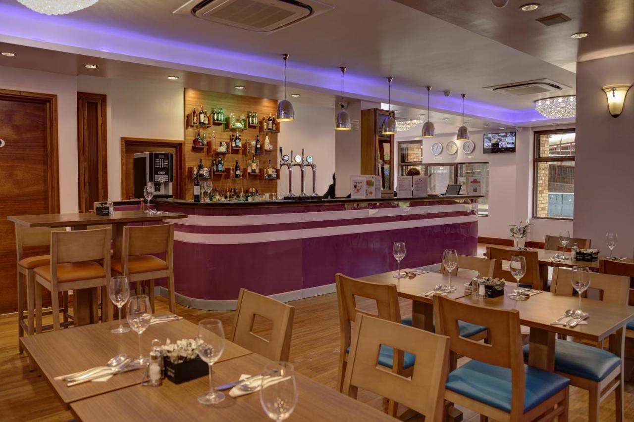 Airlink Hotel Hayes  Εξωτερικό φωτογραφία